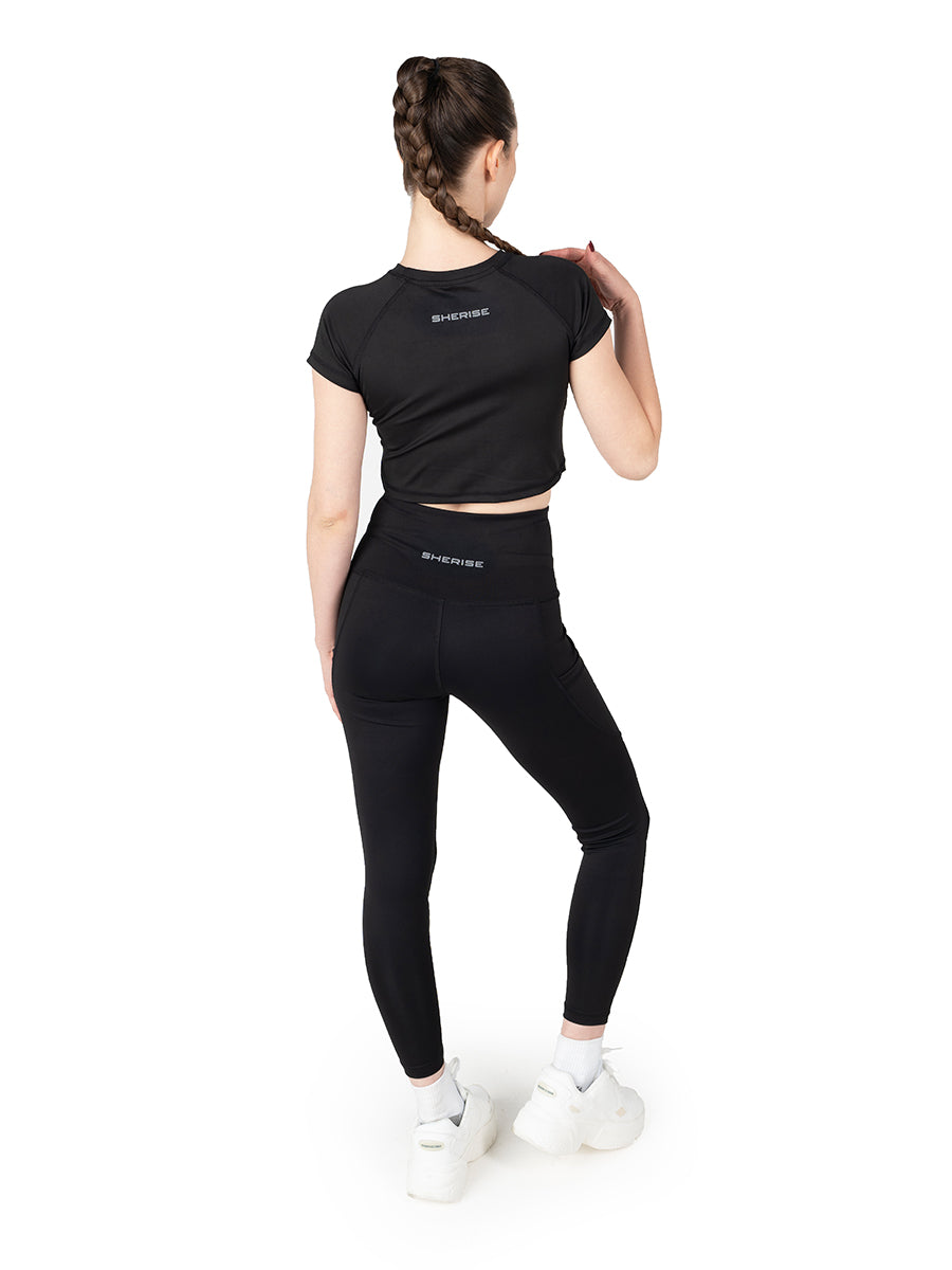 Deep Black Active Crop top